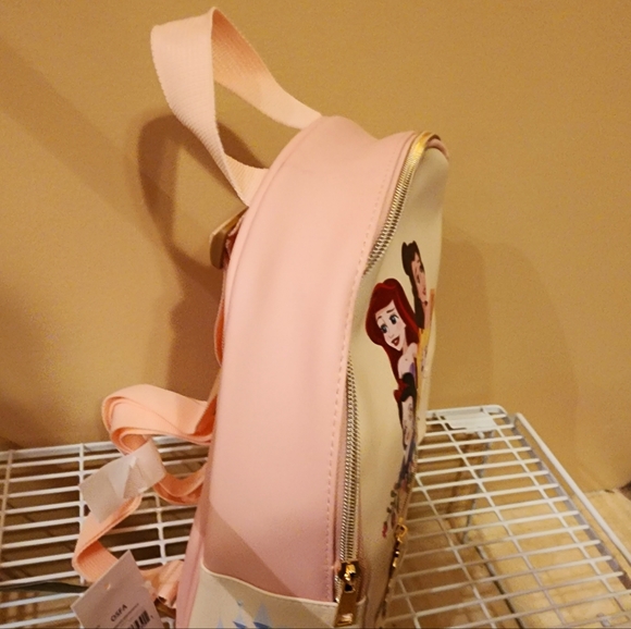 Disney Princess Backpack - Small ** NWT ** - Picture 2 of 5